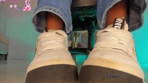 charlotte  grey online show from November 29, 9:40 pm