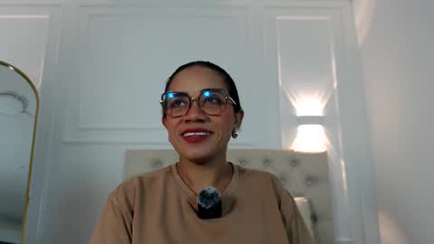 Snapshot of charlotte_dante212 chatting on November 11, 4:12 am charlottte y dante online show from November 11, 4:12 am