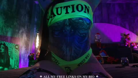 Charlotte online show from November 19, 4:29 pm