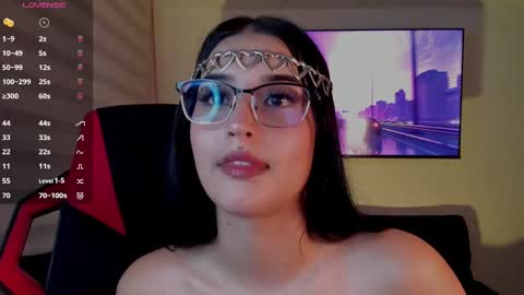 Snapshot of charlotte_greys chatting on October 7, 11:02 pm Charlotte online show from October 7, 11:02 pm