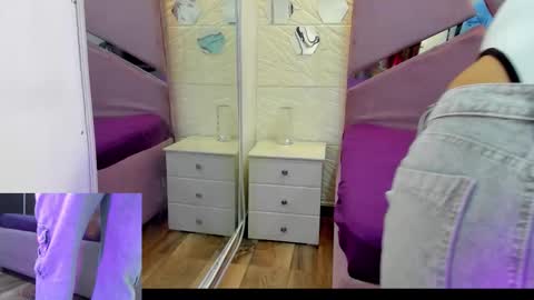 Charlotte Icee online show from September 29, 3:50 pm