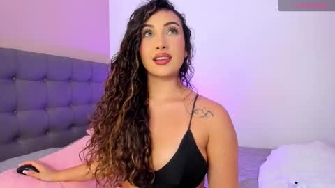 Snapshot of charlotte_jamees chatting on September 28, 3:34 am Charlotte james online show from September 28, 3:34 am