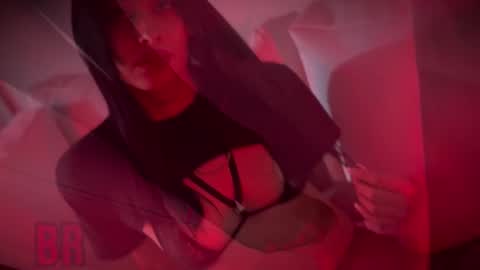 Charlotte online show from January 29, 12:12 am