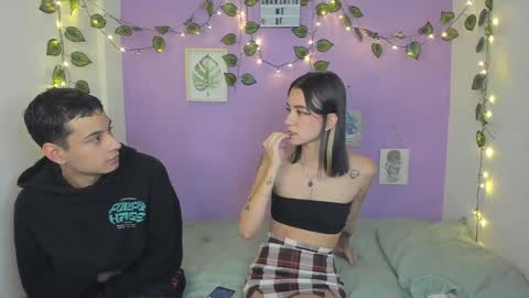 Snapshot of charlotte_queeen chatting on December 3, 9:45 pm Charlotte online show from December 3, 9:45 pm