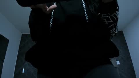 Snapshot of charlotte_whitee1 chatting on November 6, 11:22 am Charlotte Everyday From 0700 to 1300 Col Time online show from November 6, 11:22 am