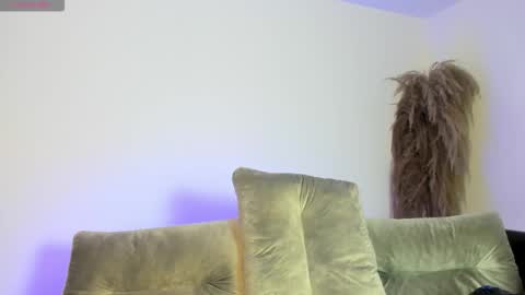 Snapshot of charlotte_whitee1 chatting on November 9, 12:36 pm Charlotte Everyday From 0700 to 1300 Col Time online show from November 9, 12:36 pm