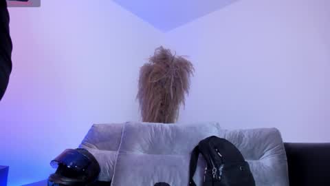 Snapshot of charlotte_whitee1 chatting on November 14, 12:15 pm Charlotte Everyday From 0700 to 1300 Col Time online show from November 14, 12:15 pm