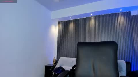 Snapshot of charlotte_whitee1 chatting on December 1, 12:43 pm Charlotte Everyday From 0700 to 1300 Col Time online show from December 1, 12:43 pm