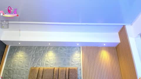 Snapshot of charlotte_whitee1 chatting on December 3, 11:41 am Charlotte Everyday From 0700 to 1300 Col Time online show from December 3, 11:41 am