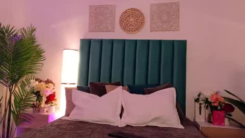 Charlotte Brandt online show from April 12, 3:11 am