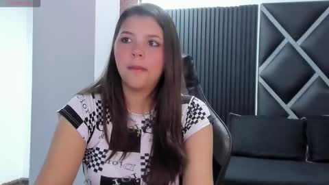 charlottee_starr online show from November 17, 9:09 pm