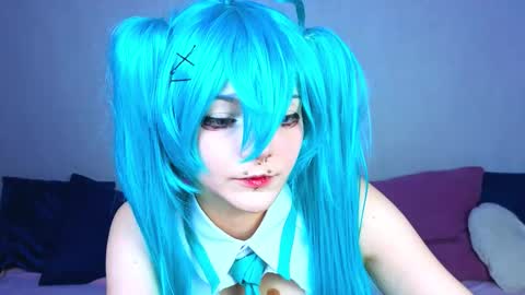 Snapshot of charlotteharuko chatting on November 14, 9:02 pm charlotteharuko online show from November 14, 9:02 pm