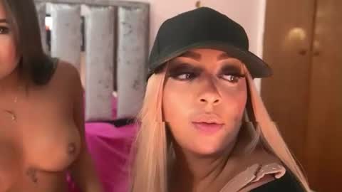 Snapshot of charlottekiss21 chatting on January 24, 1:24 am Charlottekiss online show from January 24, 1:24 am