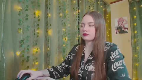 Snapshot of charlottewip chatting on February 17, 5:43 pm Kira online show from February 17, 5:43 pm