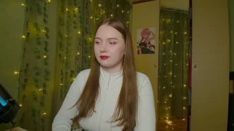 Snapshot of charlottewip chatting on February 27, 7:26 pm Kira online show from February 27, 7:26 pm