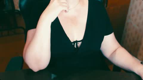 CharlotteXTasty online show from September 19, 12:06 pm