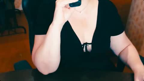 CharlotteXTasty online show from September 29, 11:37 am