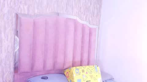 Snapshot of charlottte_miller chatting on September 15, 7:47 pm Charlotte online show from September 15, 7:47 pm