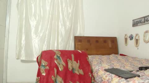Snapshot of charlydeann chatting on September 14, 2:16 pm online show from September 14, 2:16 pm