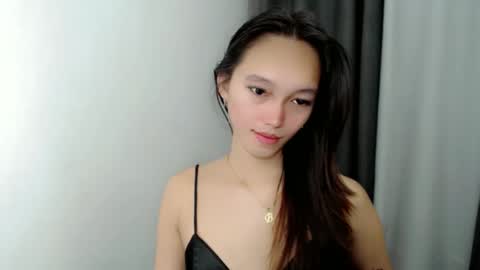 Snapshot of charm_fuckdoll8 chatting on September 13, 4:34 am charm_fuckdoll8 online show from September 13, 4:34 am