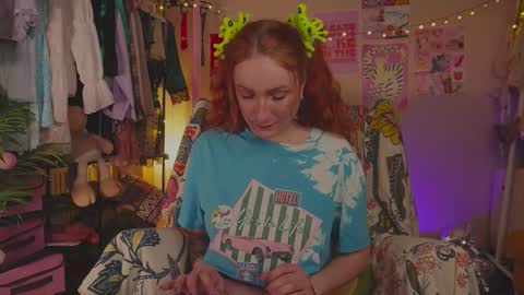 Lissa online show from November 14, 3:00 pm