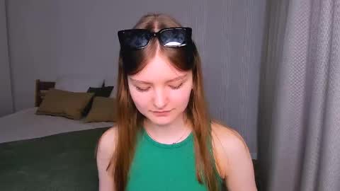 Im Eva online show from May 17, 4:21 am