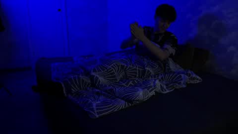 lynxy online show from December 13, 10:45 pm