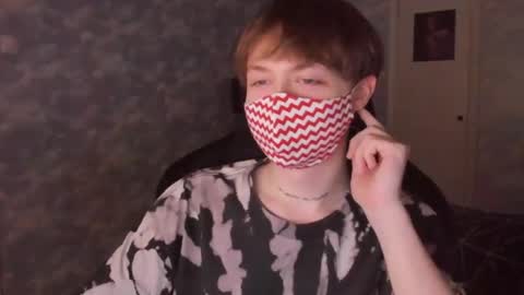 lynxy online show from December 15, 1:35 am