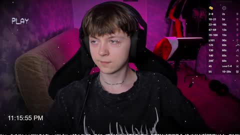 lynxy online show from December 30, 8:15 pm