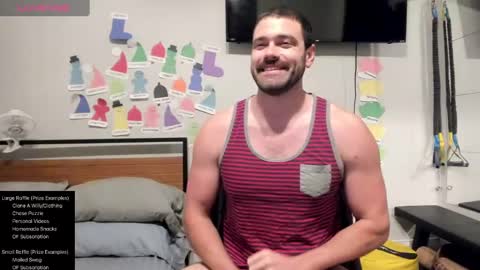 Snapshot of chasemason20 chatting on December 10, 12:17 am Onlyfans chasingfit Instagram the arguer Twitter chasingfitOF online show from December 10, 12:17 am