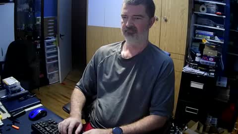 wanaBeYourToy online show from November 21, 11:20 am