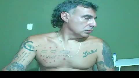 Snapshot of chato012 chatting on February 21, 6:37 pm chato012 online show from February 21, 6:37 pm