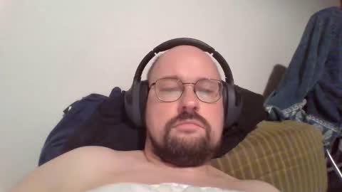 Mickel online show from October 11, 9:35 pm