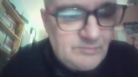 lee online show from April 12, 12:54 pm