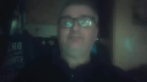 lee online show from April 17, 6:44 pm