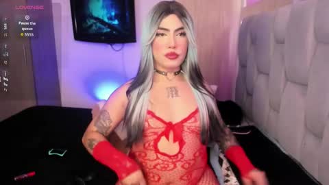 Sophie  online show from January 12, 5:40 pm