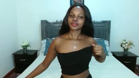 Snapshot of chayenie chatting on March 7, 5:26 am Cheyenne online show from March 7, 5:26 am