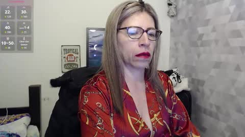 CHAYLA VICTORIA RUIZ  online show from September 20, 11:11 am