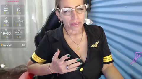 Snapshot of chayla_ruiz chatting on June 4, 2:34 pm CHAYLA VICTORIA RUIZ online show from June 4, 2:34 pm