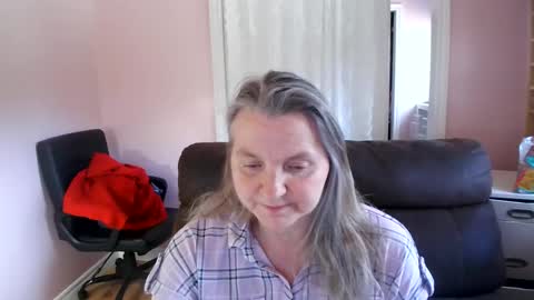 chealsiek online show from June 27, 4:45 pm