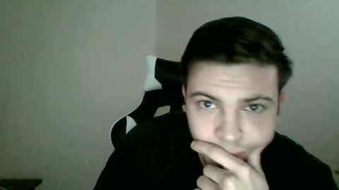 Snapshot of cheddarbob93695 chatting on November 15, 9:21 pm cheddarbob93695 online show from November 15, 9:21 pm