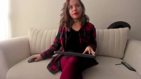Snapshot of cheek_chic12 chatting on March 7, 5:28 pm Regina Phalange online show from March 7, 5:28 pm