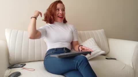 Regina Phalange online show from March 21, 5:16 pm