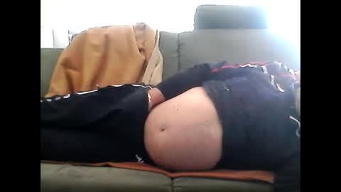 Snapshot of cheesy4444 chatting on January 31, 11:24 am Tom online show from January 31, 11:24 am