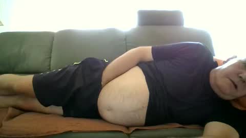 Snapshot of cheesy4444 chatting on September 21, 11:23 am Tom online show from September 21, 11:23 am