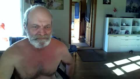 Snapshot of chefben666 chatting on October 19, 10:49 am chefben666 online show from October 19, 10:49 am