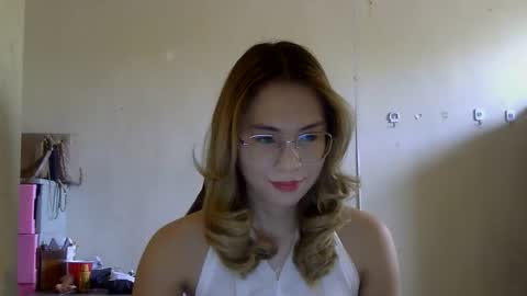 chelly4u69 online show from September 13, 4:12 am