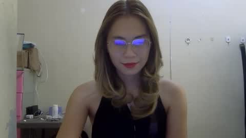 chelly4u69 online show from October 2, 4:41 am