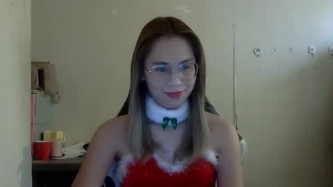 chelly4u69 online show from October 9, 2:20 am