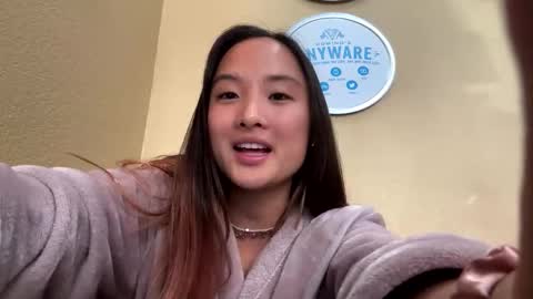 chellybear101 online show from December 4, 8:51 pm